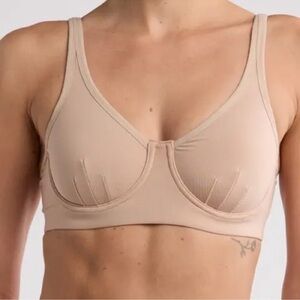 Natori Sport Underwire Convertible Bra Nude 32B New